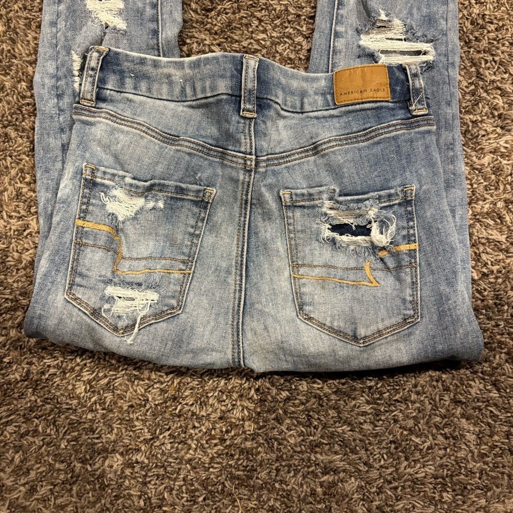 American Eagle Outfitters Women's Distressed Jegging Jeans
